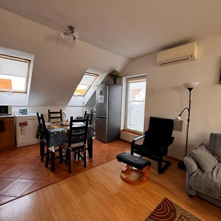 Janett 3 Apartmán